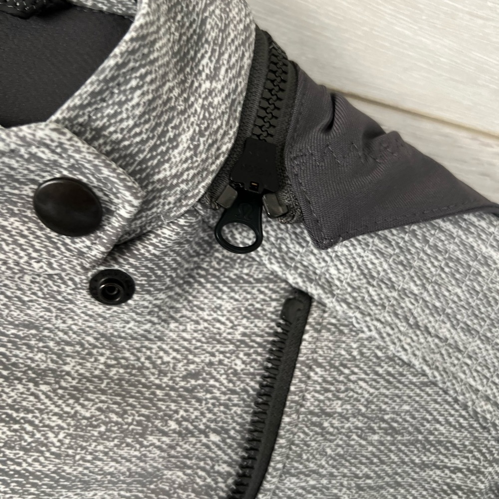 Lululemon Bust A Move Jacket Commuter Denim Silver Spoon Slate - Picture 4 of 9